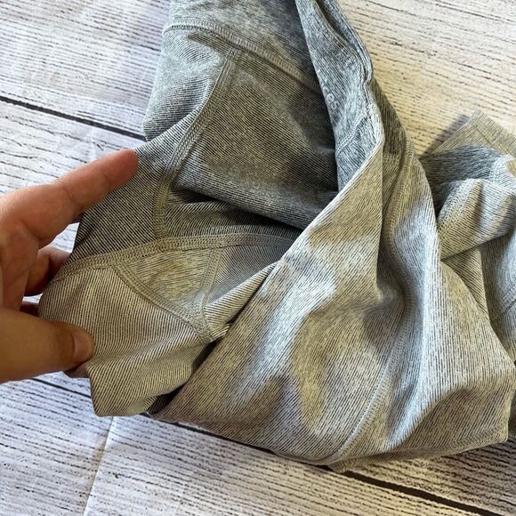 Outdoor Voices Color Block 7/8 Leggings Grey size medium - Picture 8 of 9